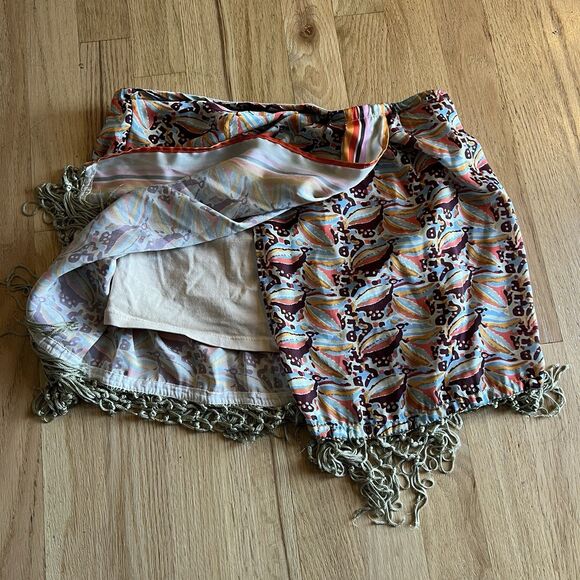 Anthropologie Skirt Womens XS Boho Wrap Fringe Tassel Mini Vacation Red Blue Fun - Picture 3 of 8